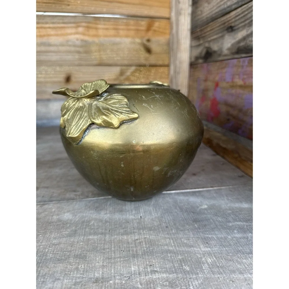 Brass Bowl Pot Vase‎ Art Deco Nouveau Style Vintage Floral Lillipad Handles